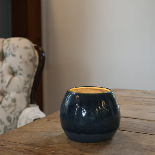 south pottery vessel